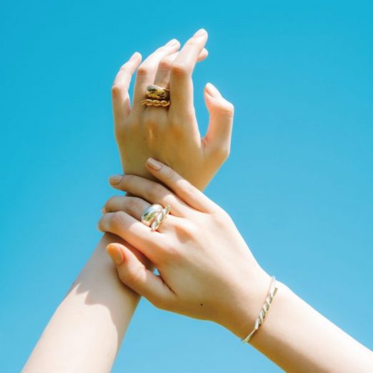 moe matsuda　手のひらの島の記憶